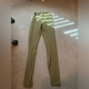 wunder train lululemon leggings size 2 28”
